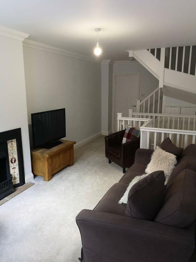 Guildford Town House Villa Bagian luar foto